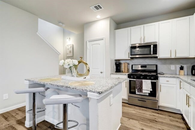 22219 Sovereign Hts Ln.