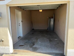 1035 Venetian Dr in Melbourne, FL - Building Photo - Building Photo
