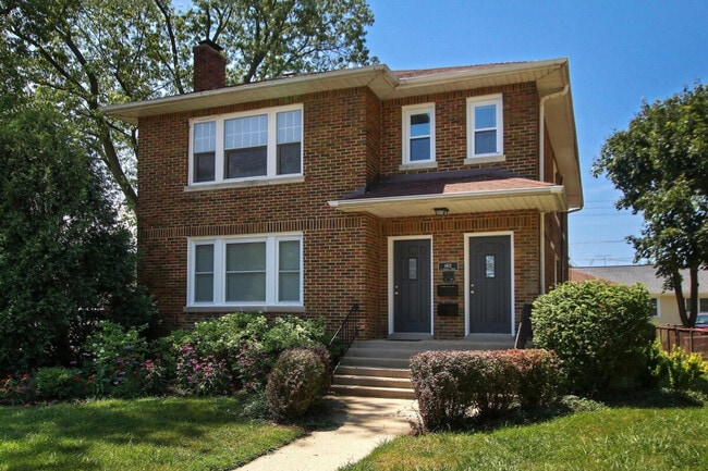 1335 N Jackson St in Waukegan, IL - Building Photo - Building Photo