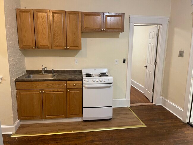 55 Park Dr, Unit 11 in Boston, MA - Building Photo - Building Photo