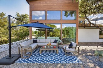 820 Broken Arrow in Horseshoe Bay, TX - Building Photo - Building Photo