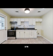 2410 Tyler Ave in Pascagoula, MS - Foto de edificio - Building Photo