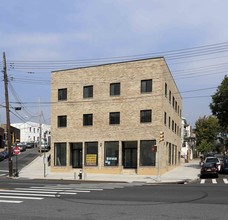 Morris Park Ave in Bronx, NY - Building Photo - Building Photo