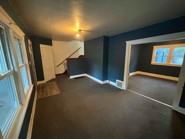 1310 S Jackson St in Jackson, MI - Building Photo - Building Photo