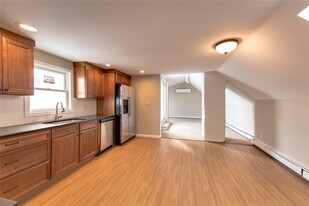 551 Fire Island Ave in Babylon, NY - Building Photo