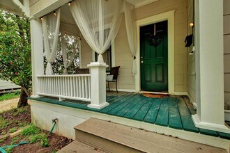 919 E 40th St in Austin, TX - Building Photo - Building Photo