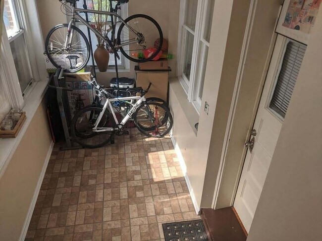 2131 N Lorel Ave in Chicago, IL - Foto de edificio - Building Photo