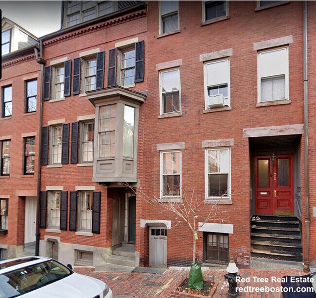 property at 32 Irving St