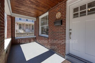 68 Dewey St in Etna, PA - Foto de edificio - Building Photo