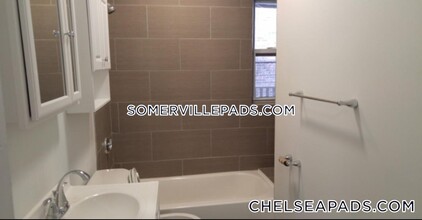 66 Beacon St in Chelsea, MA - Building Photo - Building Photo