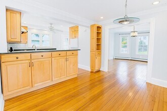 133 Brattle St in Arlington, MA - Building Photo - Building Photo