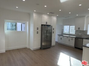 1862 W 25th St in Los Angeles, CA - Building Photo - Building Photo