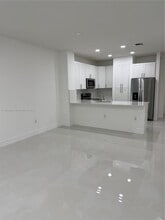 8132 SW 17th Ct in North Lauderdale, FL - Building Photo - Building Photo