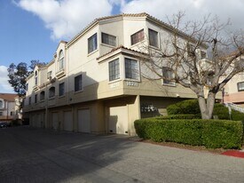 18211 Flynn Dr in Santa Clarita, CA - Building Photo