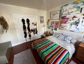 31-62-62 37th St in Queens, NY - Building Photo