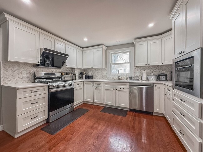 property at 26 Lee Rd