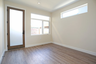 Franklin 10 in Denver, CO - Building Photo - Interior Photo