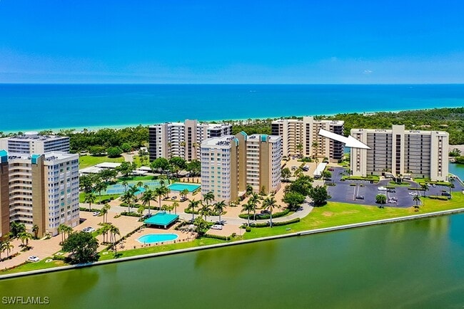 property at 17 Bluebill Ave