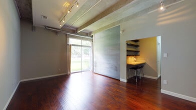 675 S University Blvd, Unit 108 in Denver, CO - Building Photo - Building Photo