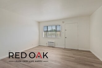 13311 Maclay St in San Fernando, CA - Building Photo - Building Photo