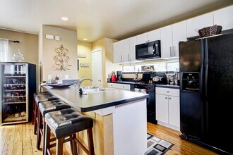 1518 Oneil St in Houston, TX - Foto de edificio - Building Photo