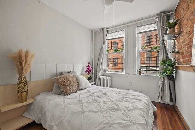 property at 31 Irving St