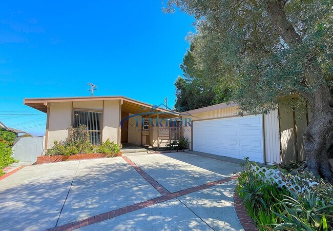 property at 26716 Hyte Rd