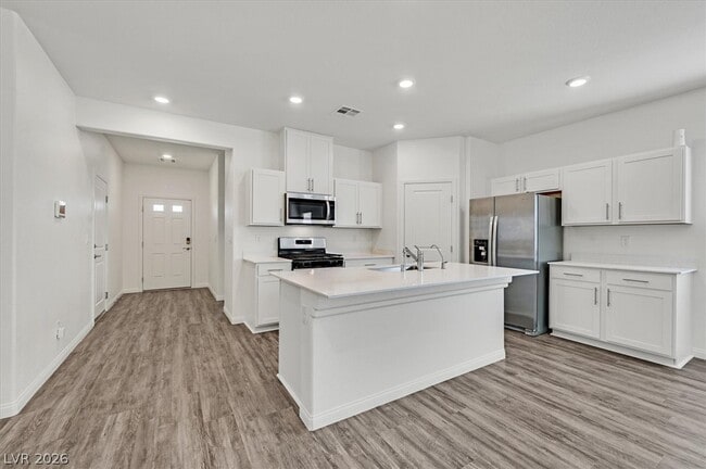 7451 Mason Springs Ave in North Las Vegas, NV - Building Photo - Building Photo