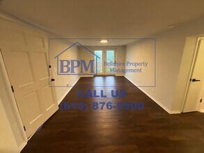 706 Ashlawn Pl in Nashville, TN - Building Photo - Building Photo