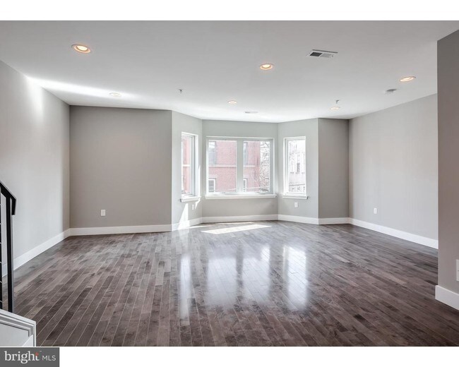 914 N 16th St-Unit -C in Philadelphia, PA - Building Photo - Building Photo