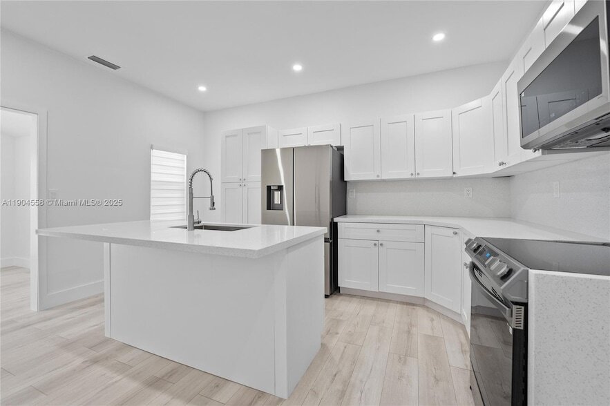 129 SW 9th Ave, Unit 1 in Miami, FL - Building Photo