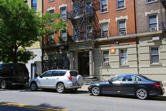 82 Wadsworth Ave in New York, NY - Building Photo - Building Photo