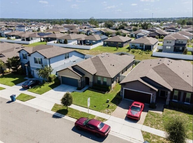 217 Citrus Isle Lp in Davenport, FL - Building Photo - Building Photo
