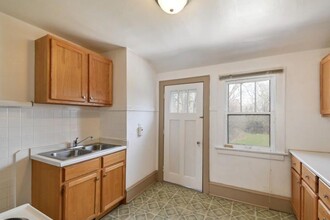 9404 W Hayes Ave in West Allis, WI - Building Photo - Building Photo