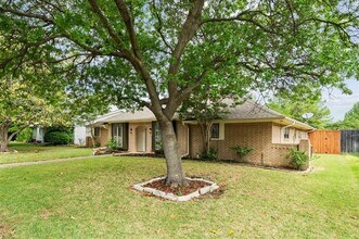 238 High Brook Dr in Richardson, TX - Building Photo - Building Photo