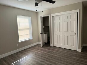 7907 Stagecoach Ln in San Antonio, TX - Building Photo - Building Photo