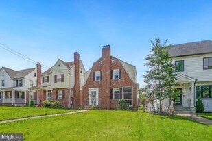 2615 Otis St NE in Washington, DC - Building Photo