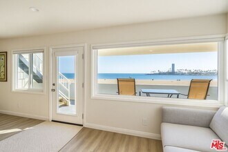 26 S 5th Pl in Long Beach, CA - Building Photo - Building Photo