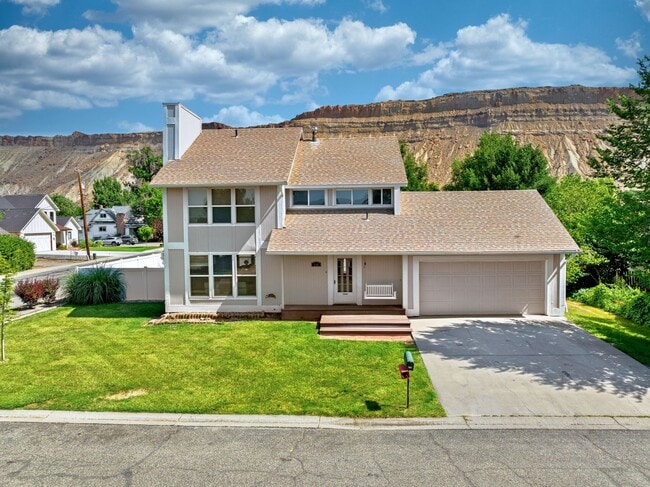 property at 548 Crawford Ln