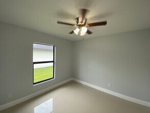 255 SW 4th St in Cape Coral, FL - Building Photo - Building Photo