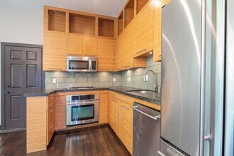 3817 Dover St in Los Angeles, CA - Building Photo - Building Photo