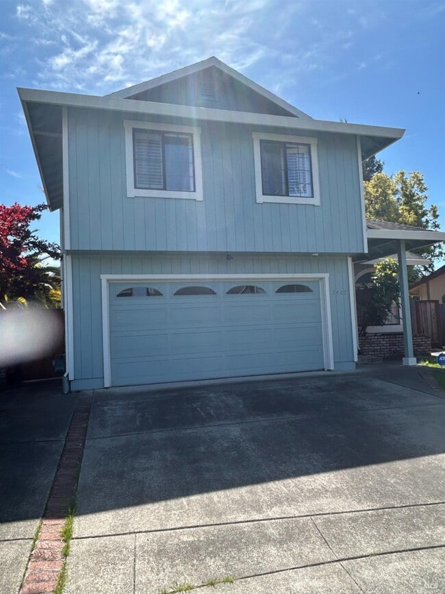 1407 Muir Pl in Rohnert Park, CA - Building Photo - Building Photo