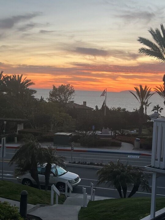 34132 Selva Rd in Dana Point, CA - Foto de edificio