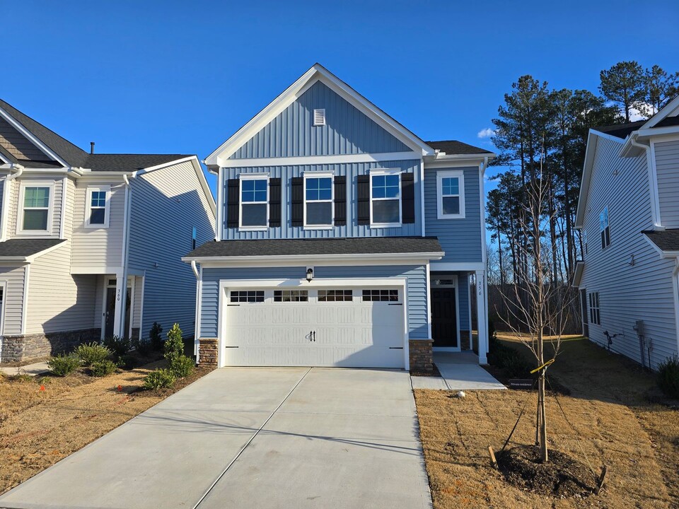 356 Garden Vine Trl in Raleigh, NC - Building Photo