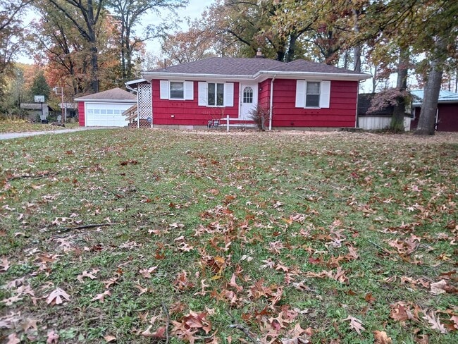 property at 1054 Westover Dr SE