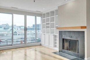 4 Canal Pk in Cambridge, MA - Building Photo