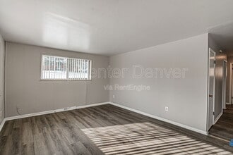 16485 W 14th Pl in Golden, CO - Building Photo - Building Photo