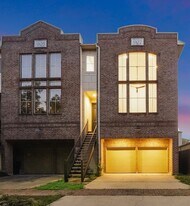 907 Hartman St in Houston, TX - Building Photo