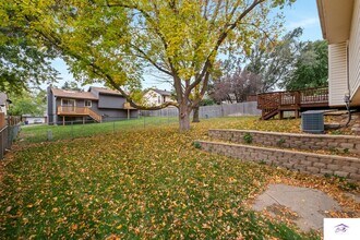 3717 Burr Oak Dr in Bellevue, NE - Building Photo - Building Photo