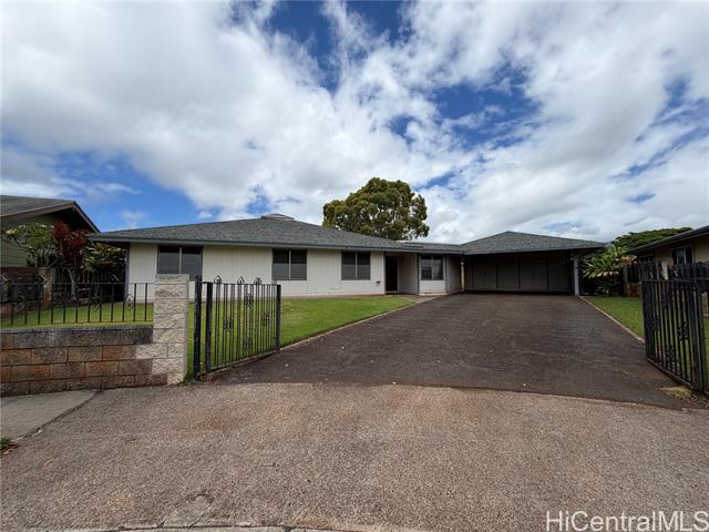 property at 94-266-266 Ihuanu Pl